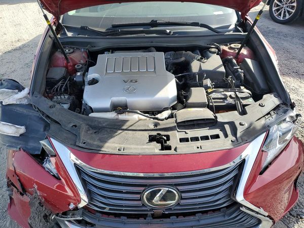 2018 LEXUS ES