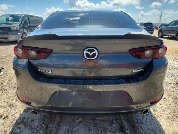 2024 MAZDA 3 Preferred Package