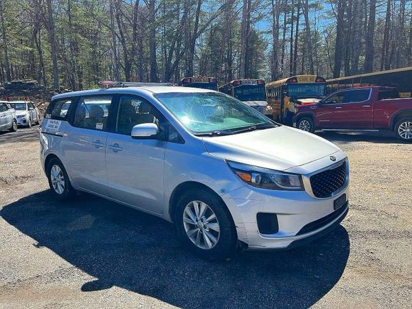 2018 KIA SEDONA L