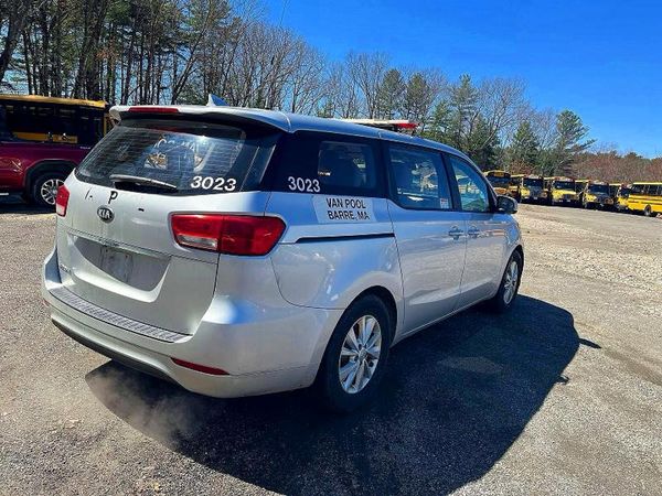 2018 KIA SEDONA L