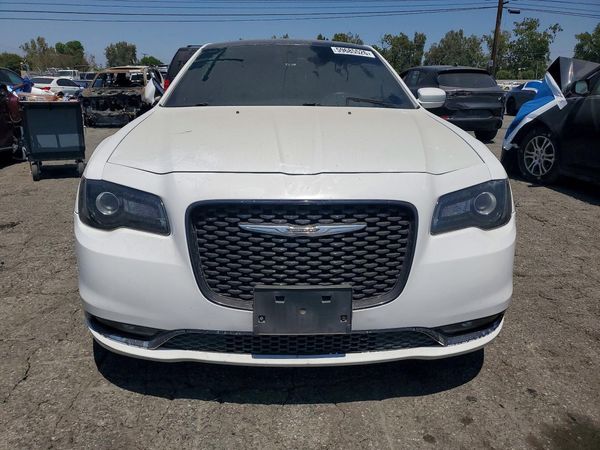 2016 CHRYSLER 300 300S