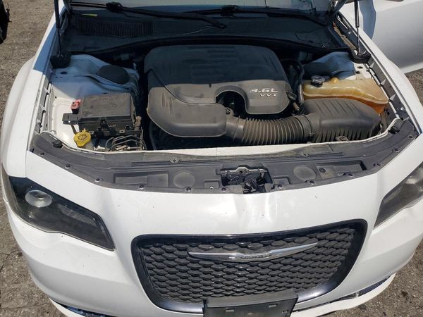 2016 CHRYSLER 300 300S