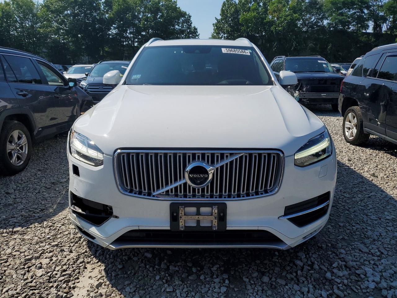2017 VOLVO XC90 Inscription