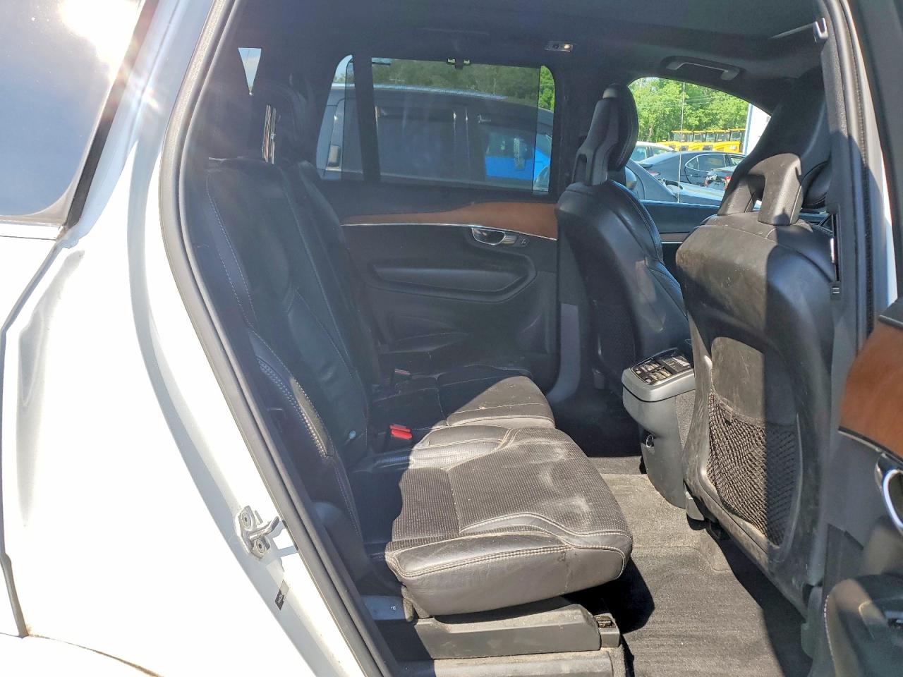2017 VOLVO XC90 Inscription