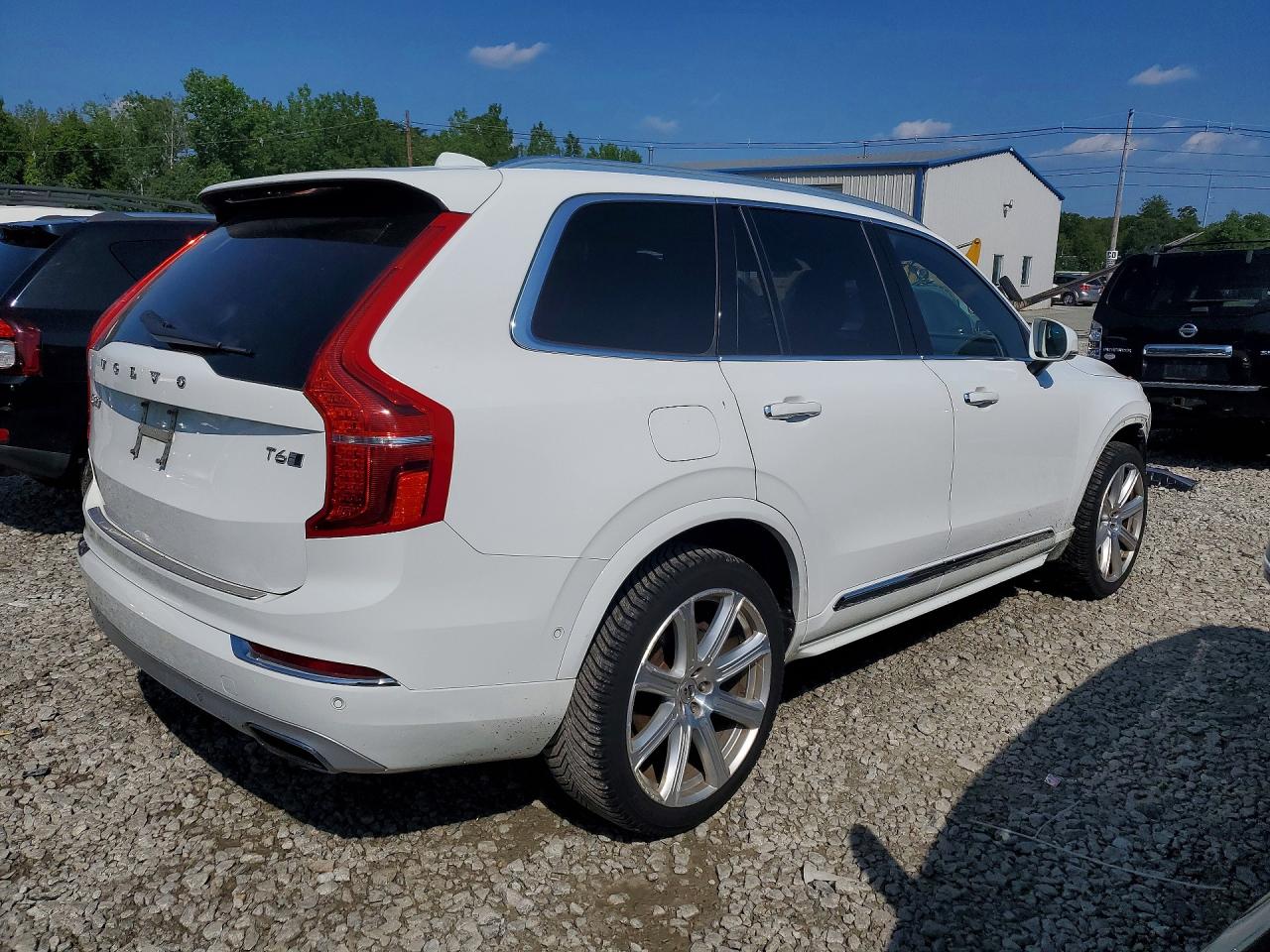 2017 VOLVO XC90 Inscription