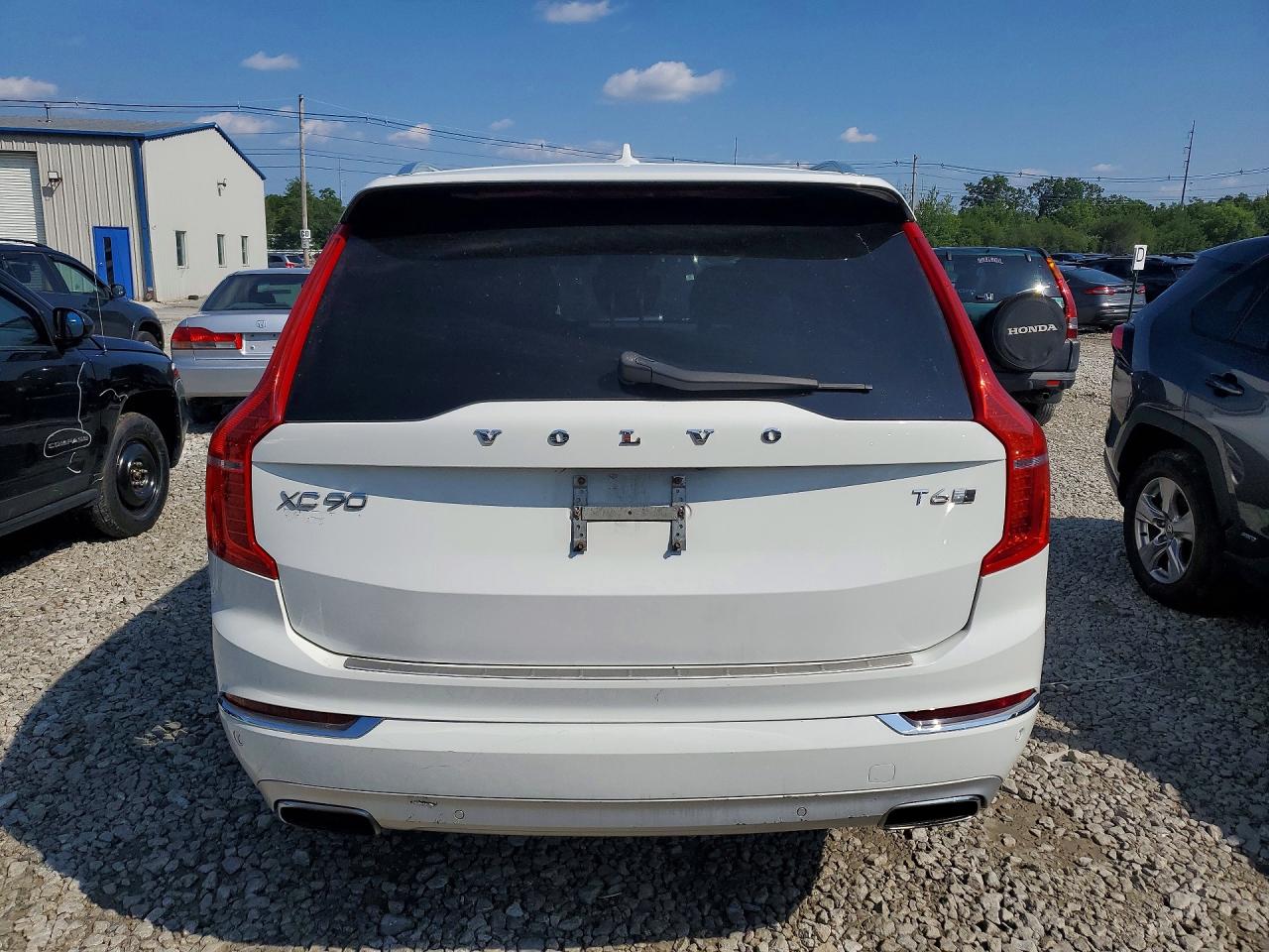 2017 VOLVO XC90 Inscription