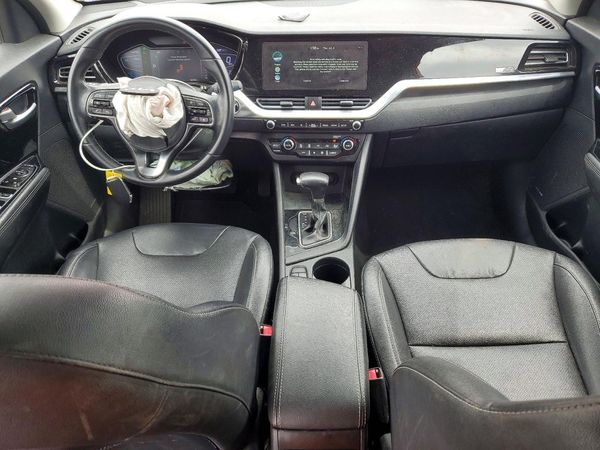 2022 KIA NIRO Touring Special Edition
