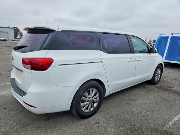 2016 KIA SEDONA L - Low level