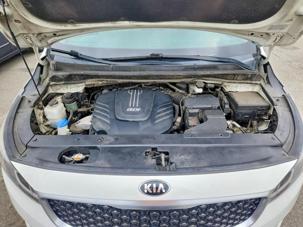 2016 KIA SEDONA L - Low level