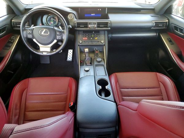 2019 LEXUS IS 300