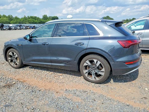2021 AUDI E-TRON quattro Premium