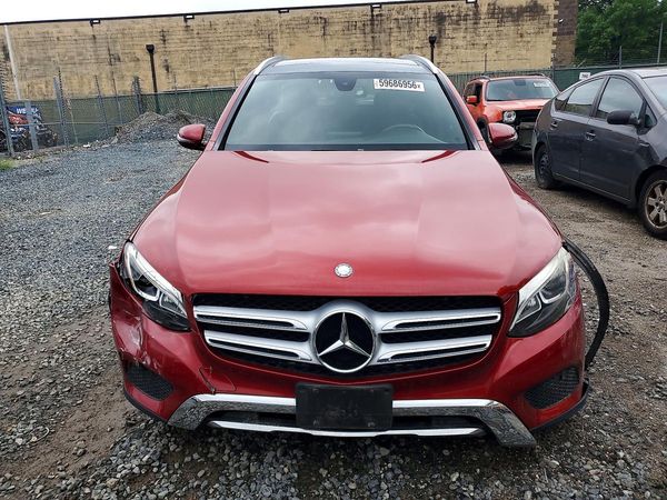 2017 MERCEDES-BENZ GLC