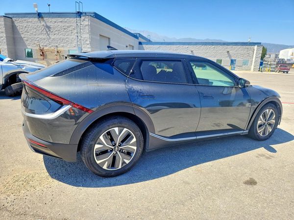 2024 KIA EV6