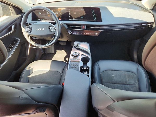 2024 KIA EV6