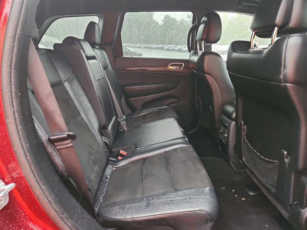 2019 JEEP GRAND CHEROKEE LAREDO 4X2