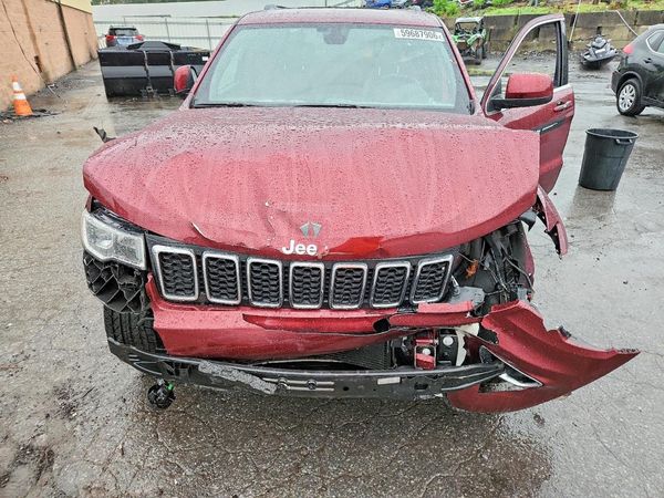 2019 JEEP GRAND CHEROKEE LAREDO 4X2