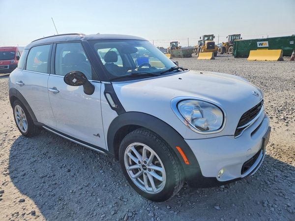 2016 MINI COOPER