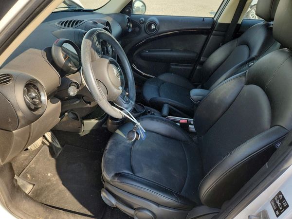 2016 MINI COOPER