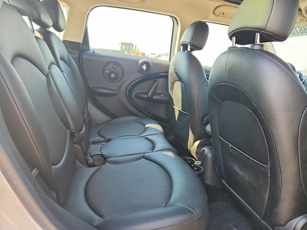 2016 MINI COOPER