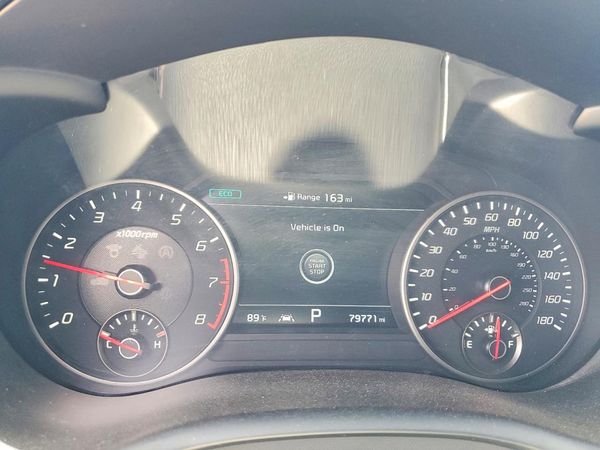 2019 KIA STINGER GT1