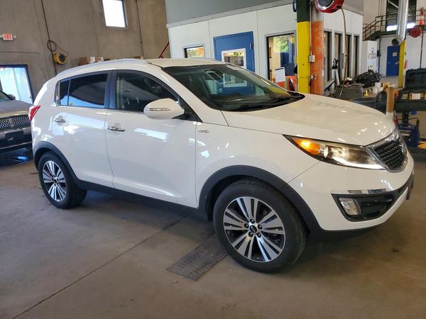 2015 KIA SPORTAGE GLS - Middle level