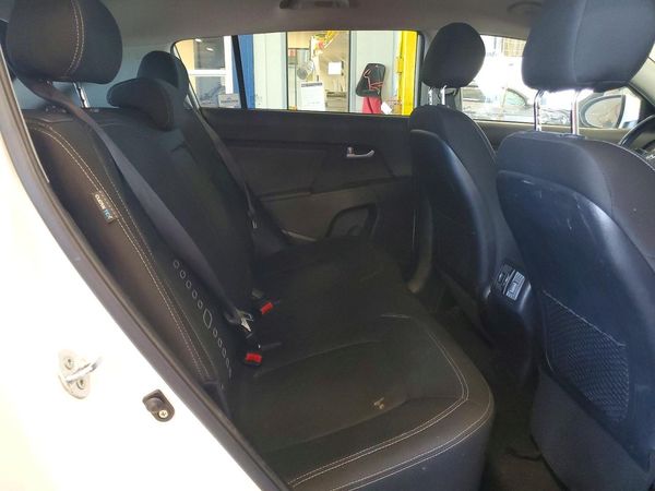 2015 KIA SPORTAGE GLS - Middle level