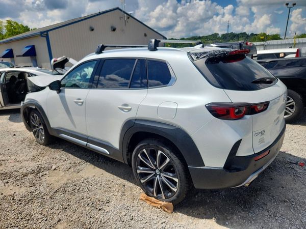 2024 MAZDA CX-50 Premium Plus Package