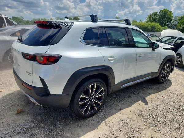 2024 MAZDA CX-50 Premium Plus Package