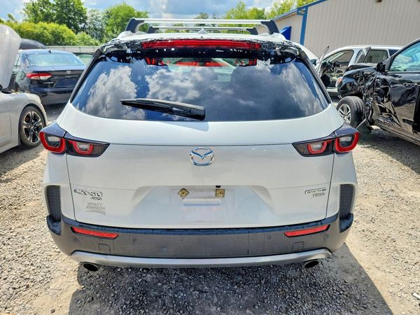 2024 MAZDA CX-50 Premium Plus Package