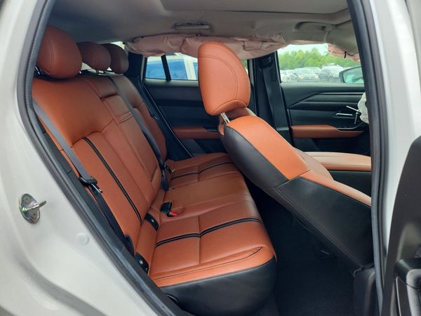 2024 MAZDA CX-50 Premium Plus Package