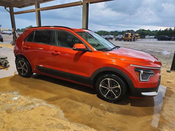 2023 KIA NIRO EX