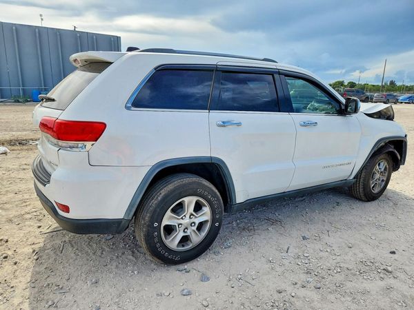 2015 JEEP GRAND CHEROKEE LAREDO 4X2