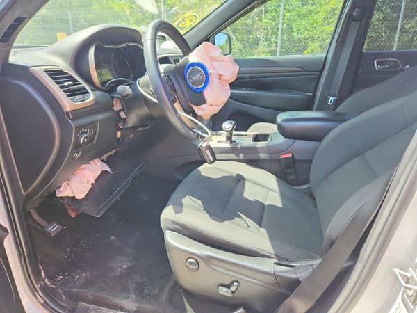 2015 JEEP GRAND CHEROKEE LAREDO 4X2