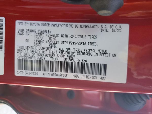2023 TOYOTA TACOMA SR5
