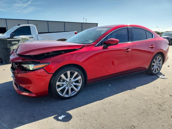 2019 MAZDA 3
