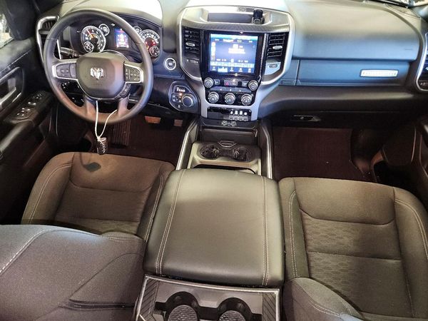 2025 RAM 1500 Big Horn/Lonestar