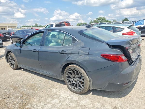 2026 TOYOTA CAMRY
