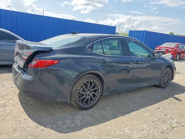 2026 TOYOTA CAMRY