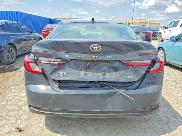 2026 TOYOTA CAMRY
