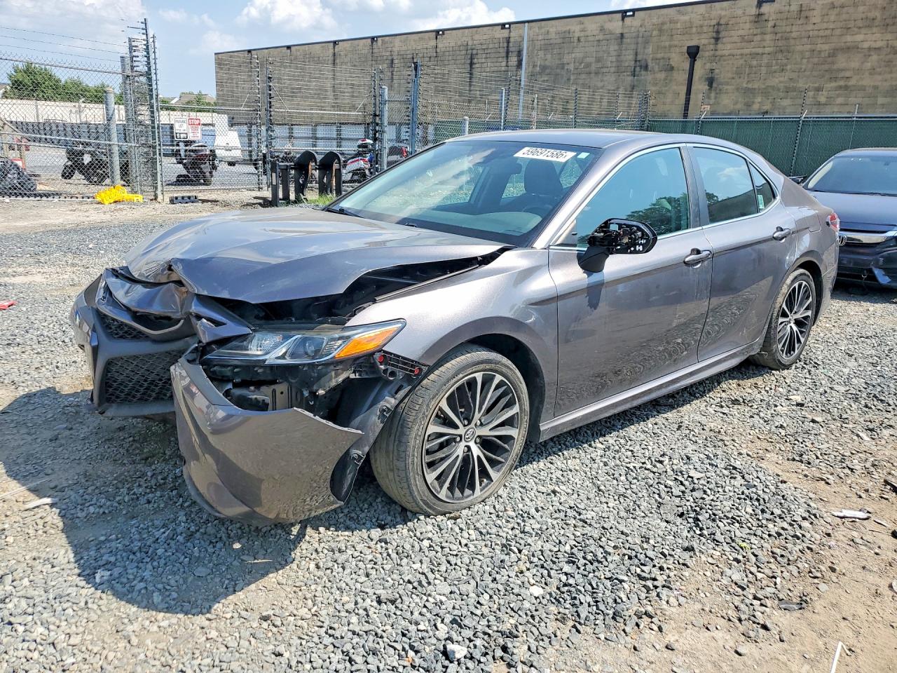 2019 TOYOTA CAMRY