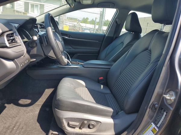 2019 TOYOTA CAMRY