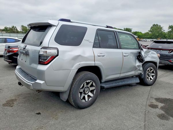 2018 TOYOTA 4RUNNER