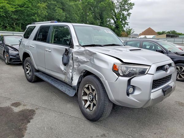 2018 TOYOTA 4RUNNER