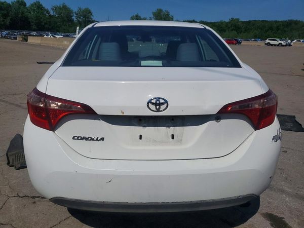 2019 TOYOTA COROLLA