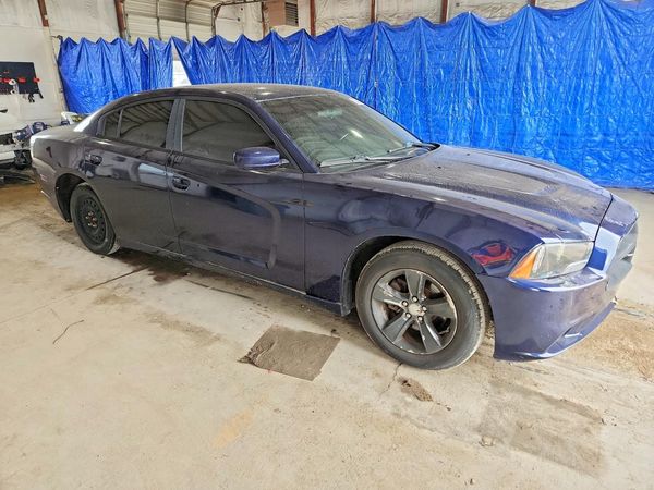 2014 DODGE CHARGER SE RWD