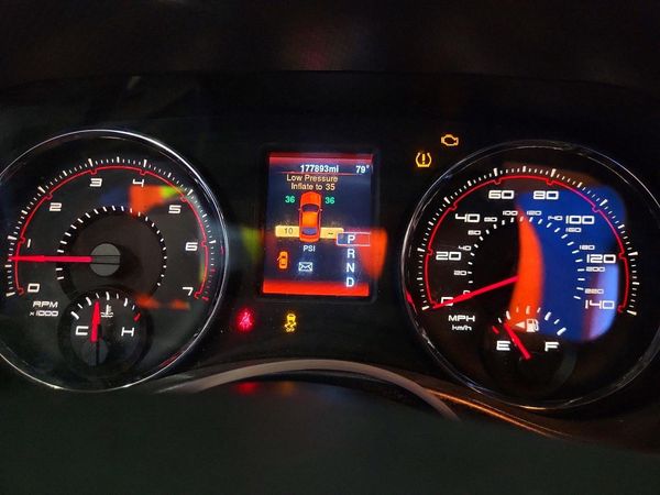 2014 DODGE CHARGER SE RWD