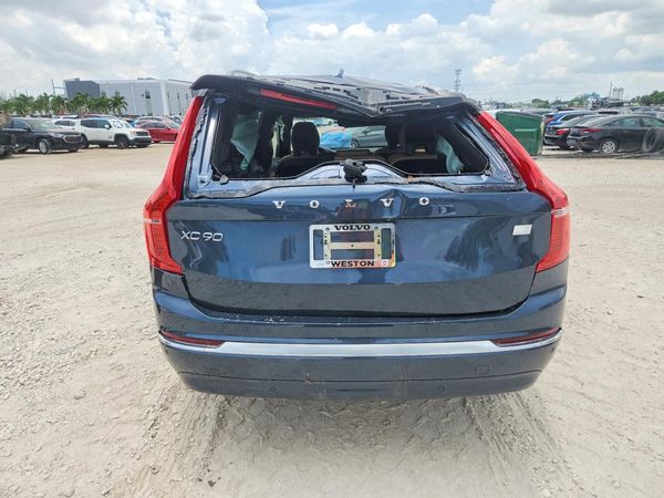2024 VOLVO XC90 Ultimate Bright