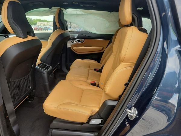 2024 VOLVO XC90 Ultimate Bright