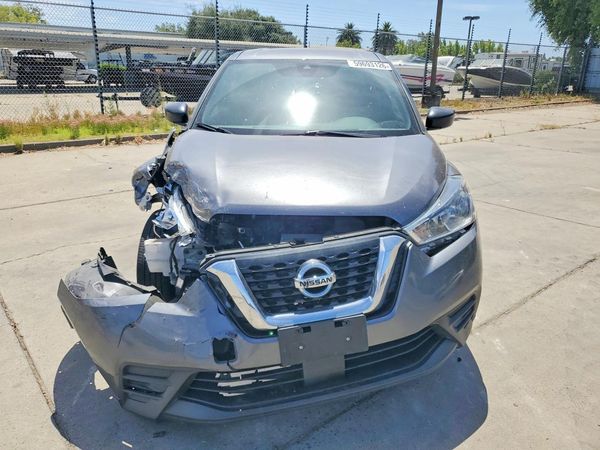 2020 NISSAN KICKS