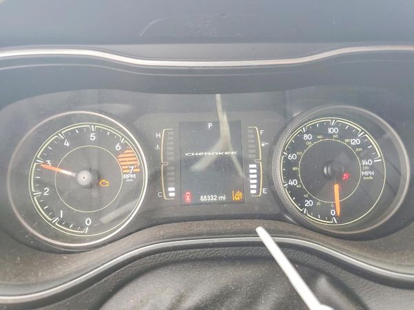 2021 JEEP CHEROKEE LATITUDE PLUS 4X4